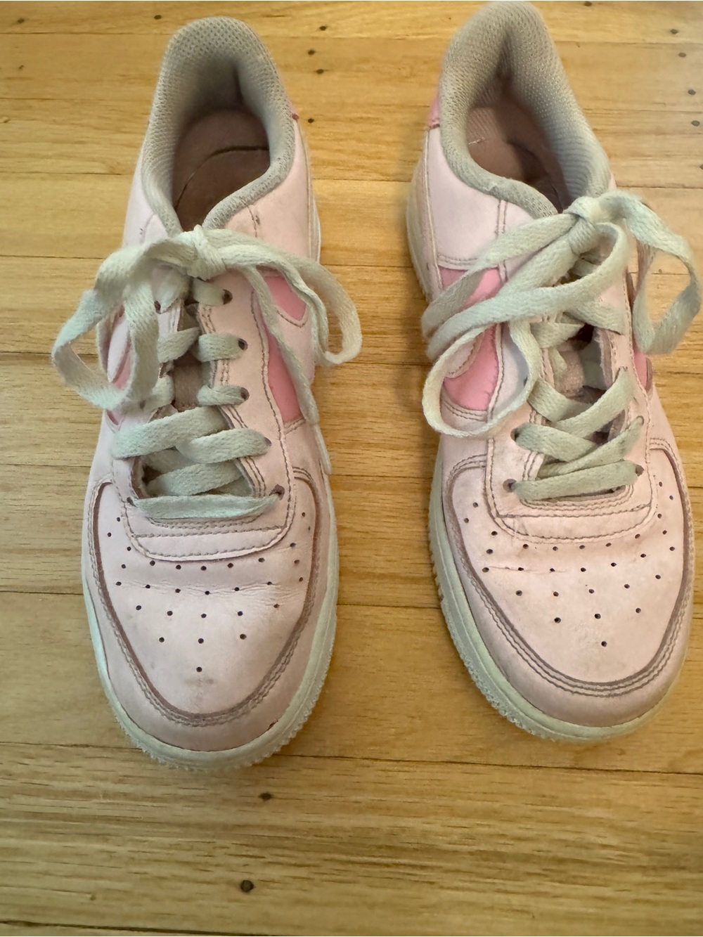 Nike Air Force One Pink Leather Sneakers